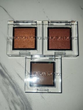 Addiction Tokyo Eyeshadow Trio - Carnelian, Retro Crush, And Cappuccino